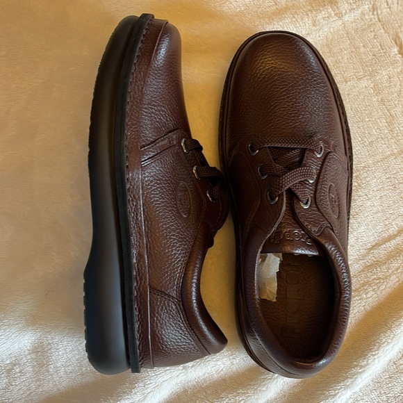 Brand new orthopedic and diabetic approved Propét dress shoes size 10 1/2, X(3E) - Picture 7 of 12